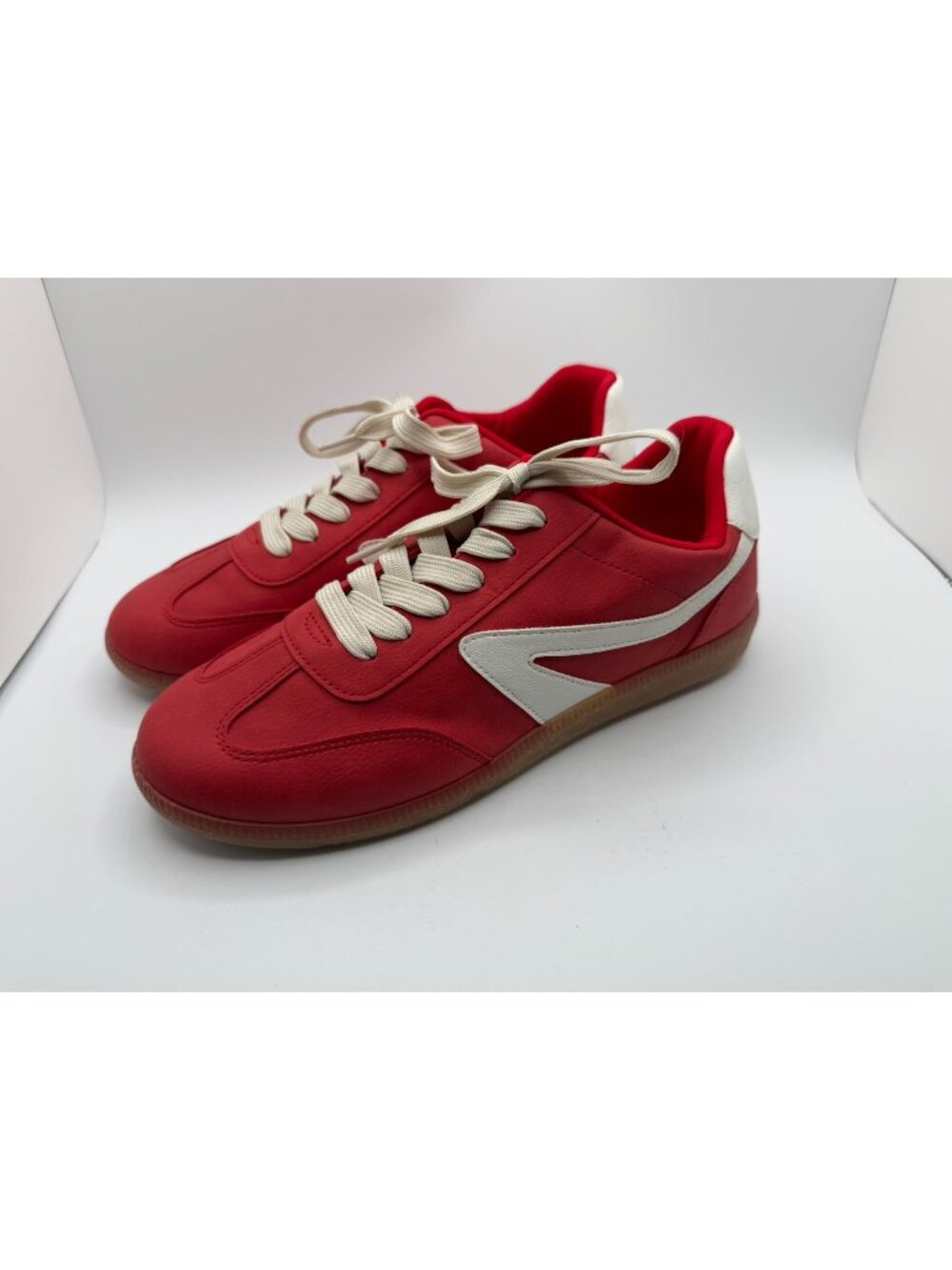 DV by Dolce Vita Quantum Women's Size 9.5 Red Cushioned Fashion Sneaker Shoes